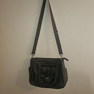 New Lug Infinity Swoop Bag